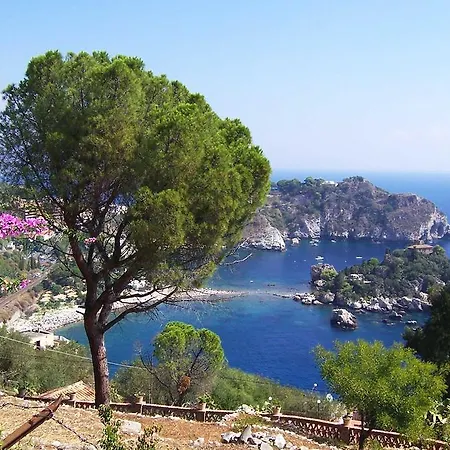 Ferienwohnung Fenetre Sur Le Blue Taormina Exterior foto
